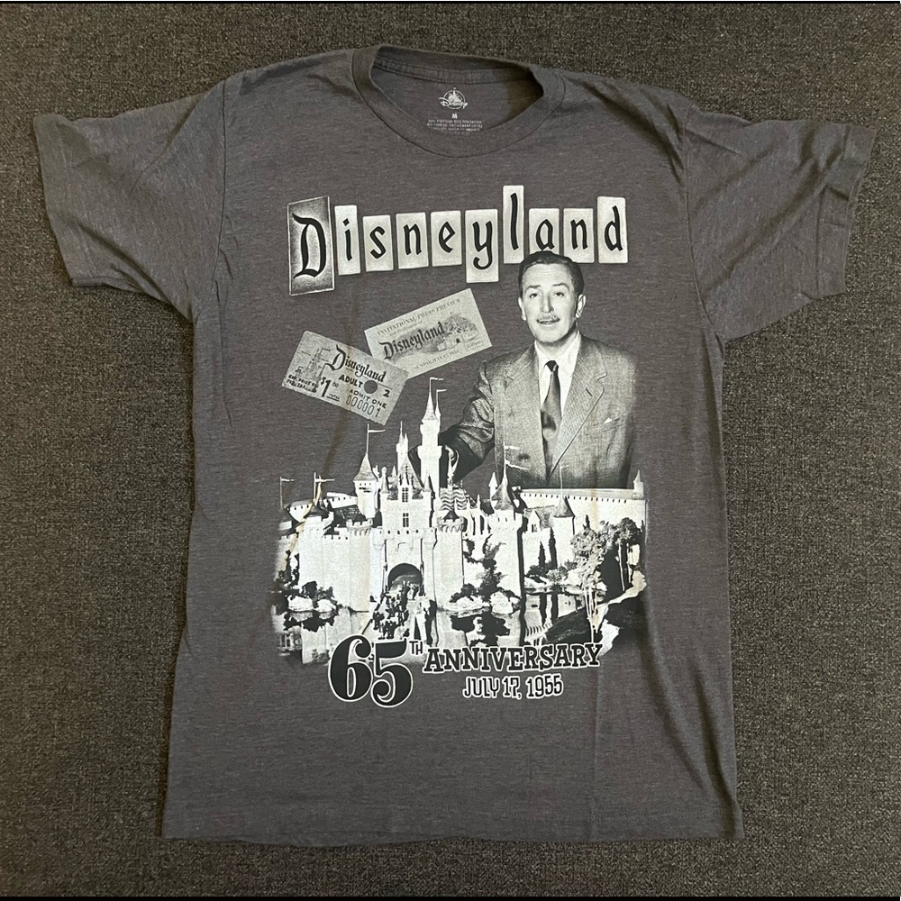 •Disneyland 65th Anniversary Passholder Day Of Tee•